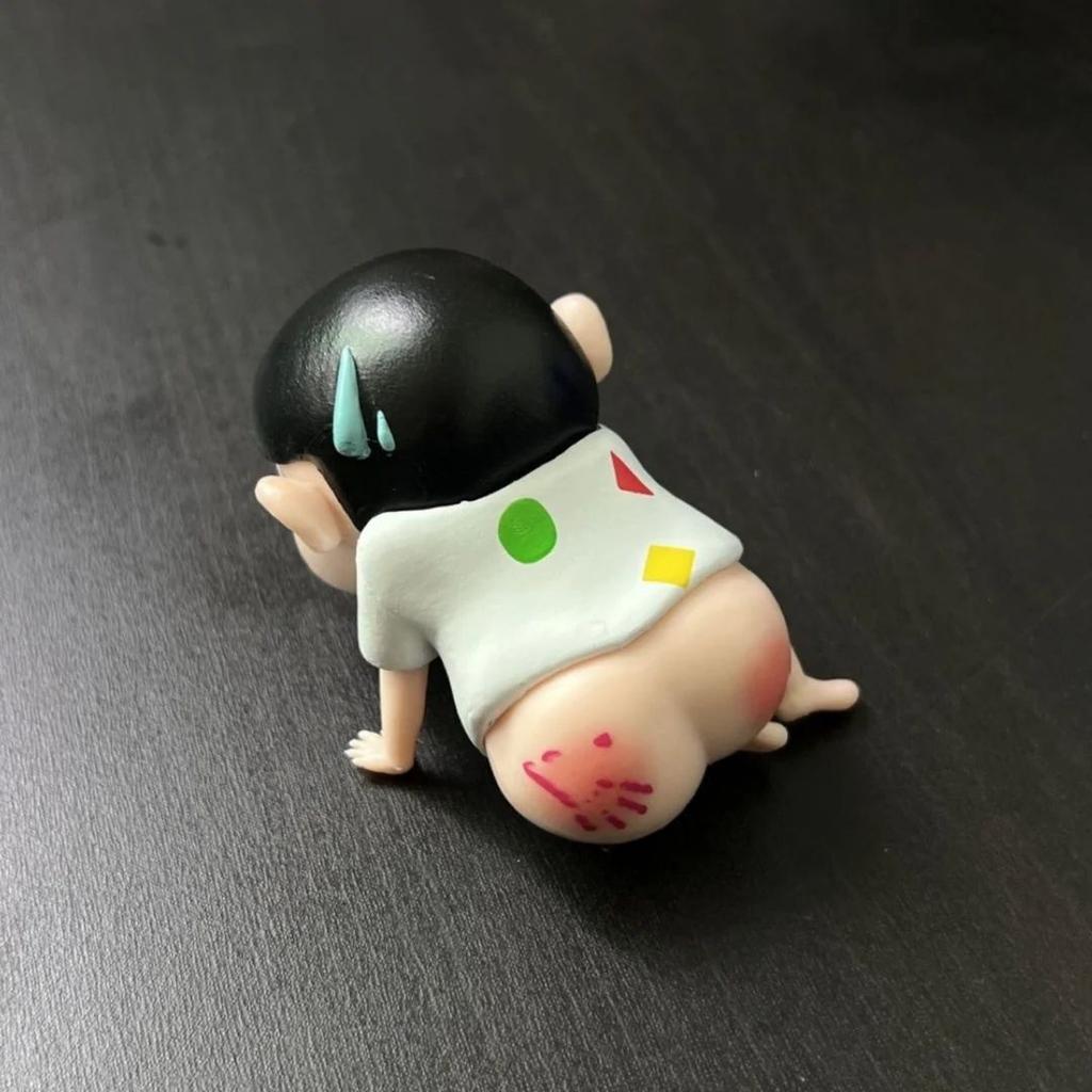 Shinchan Crawling Figurine with Blushed Bum – Comic Collectible Gift — White