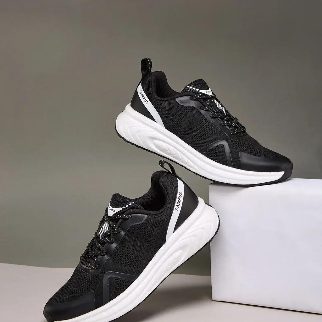MOTIVE Black Men's Running Shoes