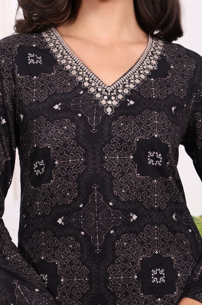 Black Ethnic Motifs Printed Embroidered Pure Cotton Straight Kurta and Pants Set — photo 3