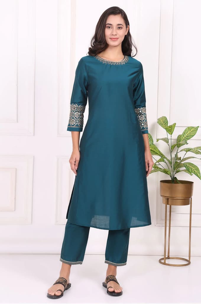 Teal Solid Embroidered Straight Kurta and Straight Pants Set — photo 2