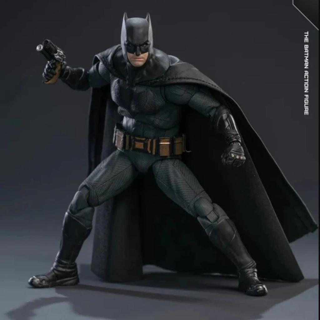 Fondjoy DC Batman Figure 1:9 Scale Light Armor | Officially Licensed — photo 2