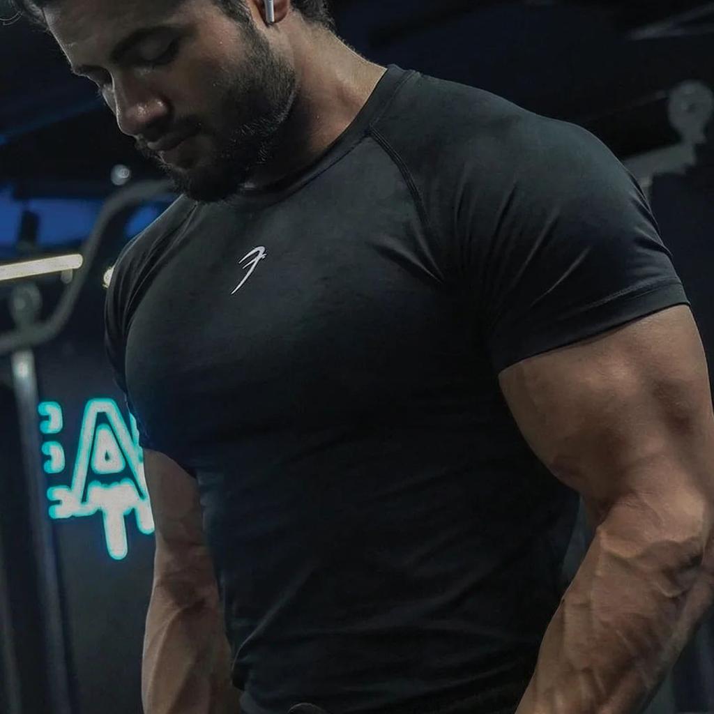 Bare Nylon T-shirt Black