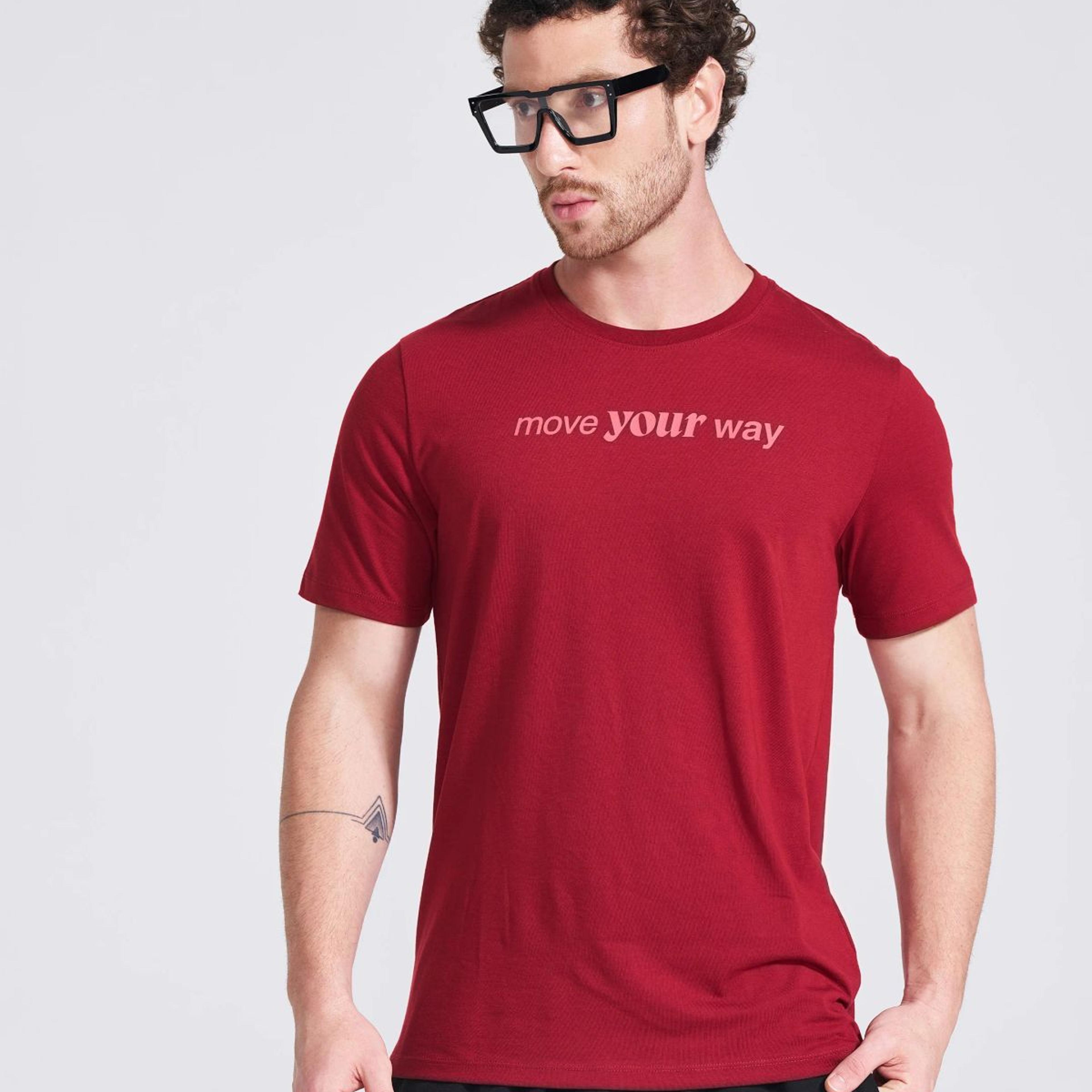 Men's Burgundy Printed Round Neck T-Shirt
