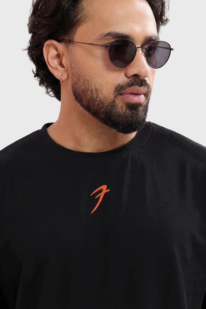 Iconic Oversized T-shirt Black — photo 3