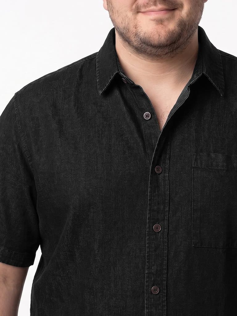 Plus Men's Black Oversized Fit Half Sleeve Solid Casual Denim Shirt — photo 5