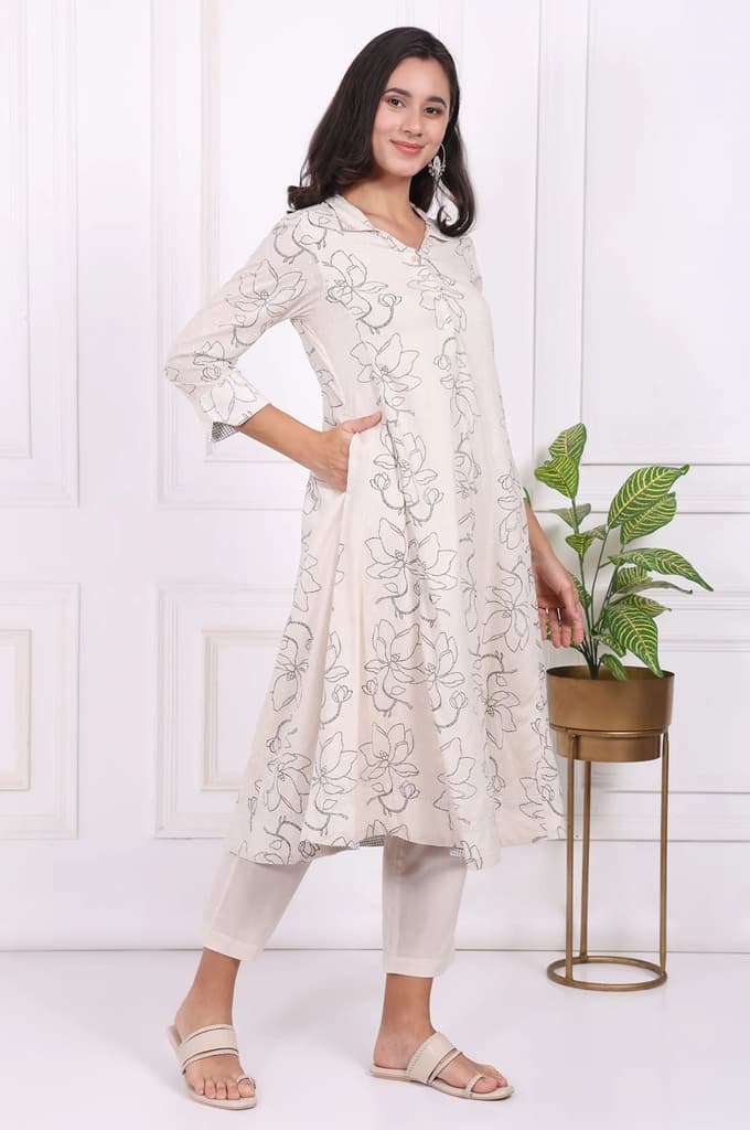 Off-White Floral Printed Pure Cotton Straight Kurta with Pants Set — photo 6