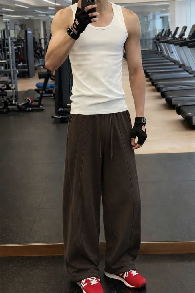 Structured Overlap Pleat Joggers — photo 7
