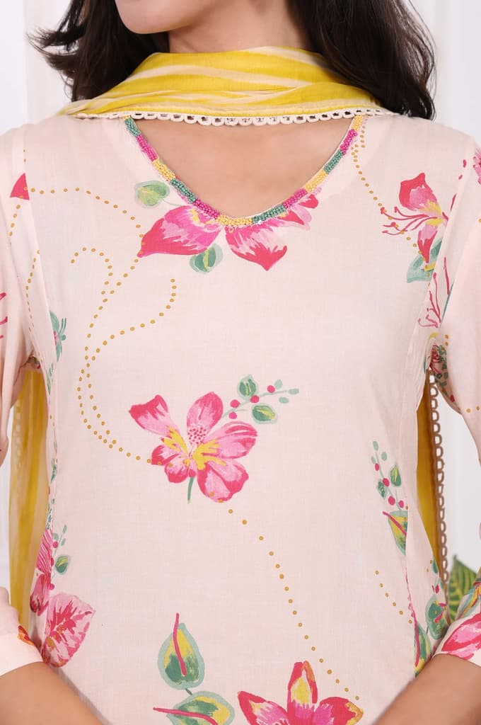 Off-White Floral Printed Modal A-Line Kurta with Straight Pant and Dupatta — photo 3
