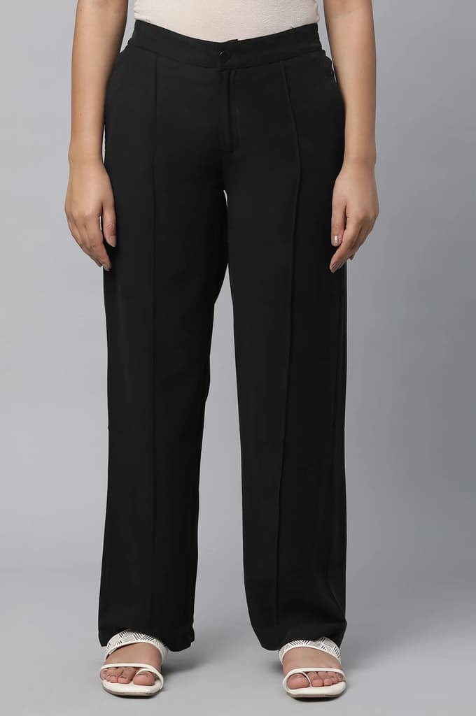 Black Solid Straight Fit Woven Pants With Pintuck Detail