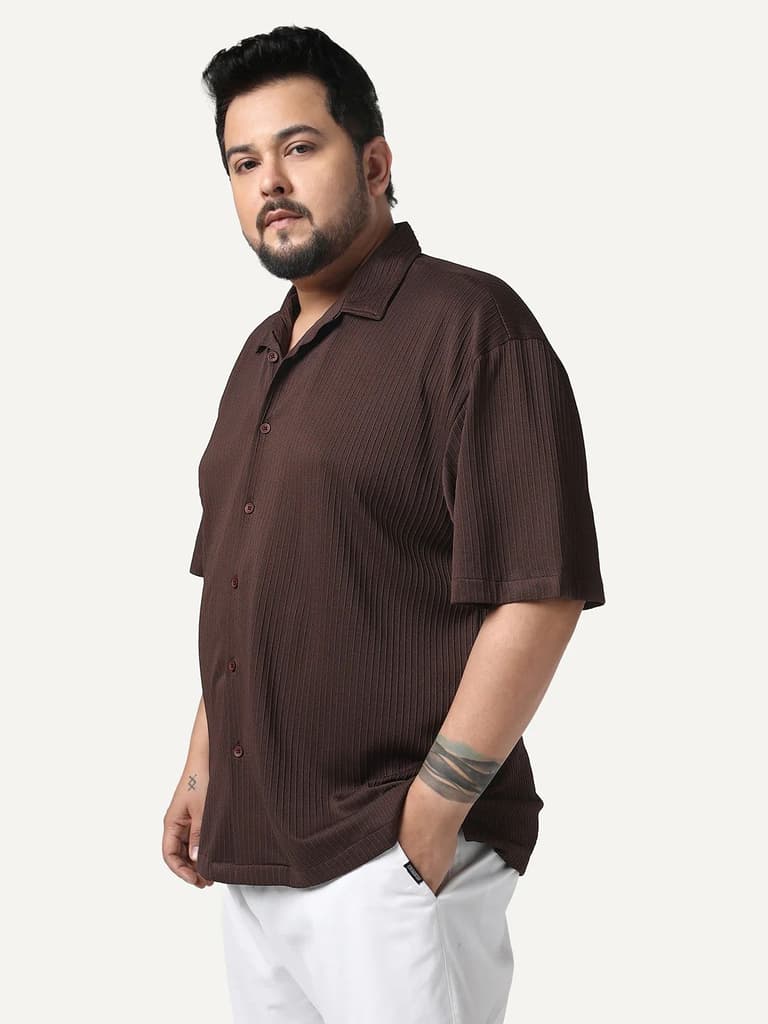 Plus Men's Brown Cotton Half Sleeve Oversized Fit Textured Shirt with Cuban Collar — photo 2