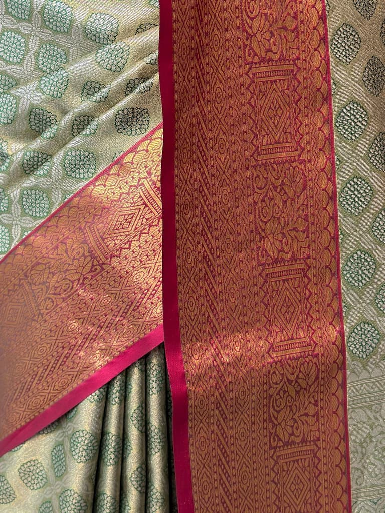 MIMOSA Women's Woven Design Kanjivaram Style Art Silk Saree with Blouse Piece - Green (SA00002734GRNFREE) — photo 6