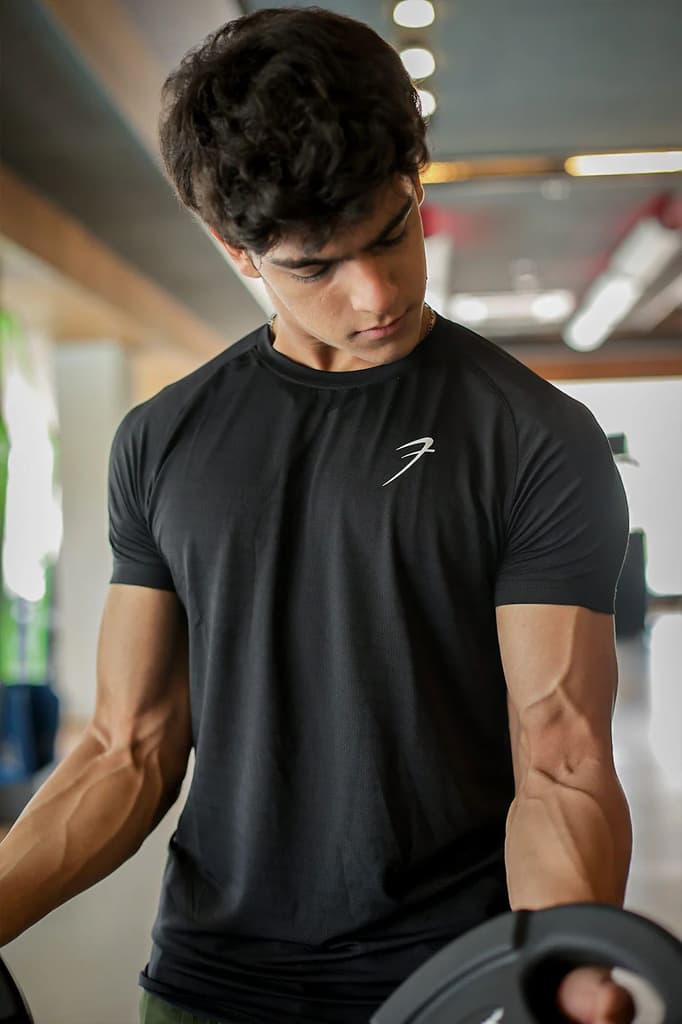 Ember T-shirt Black — S