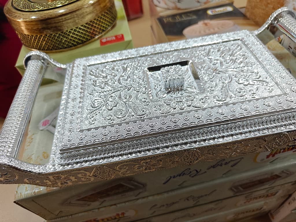 Silver Tray with Design | Serving Tray | Metal | Silver
