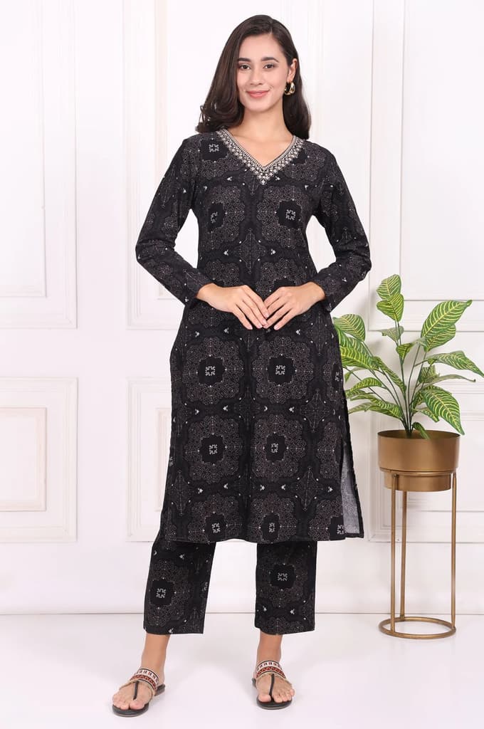 Black Ethnic Motifs Printed Embroidered Pure Cotton Straight Kurta and Pants Set — XS