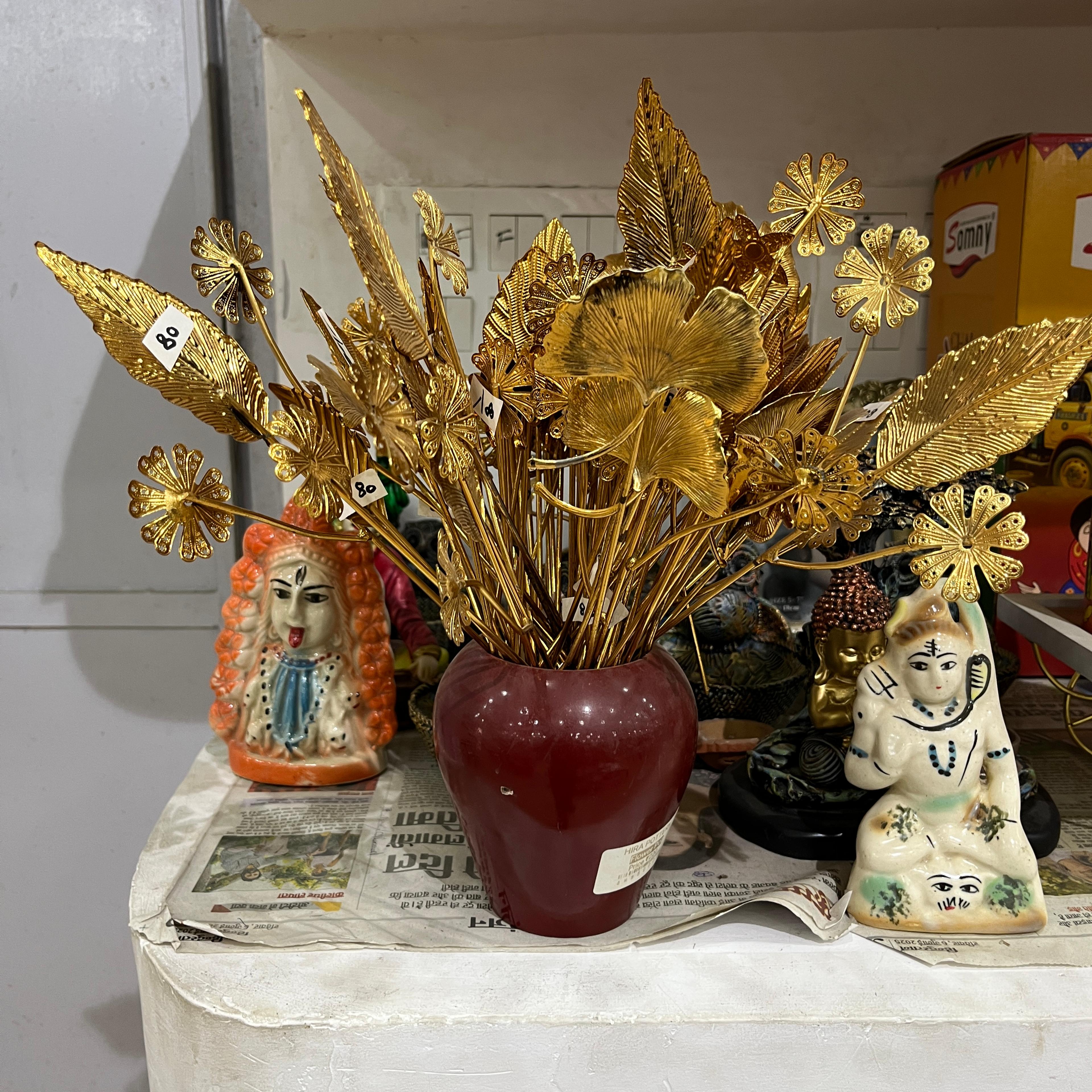 Gold Leaf Flower Arrangement | Home Decor | Gold Leaf | Gold