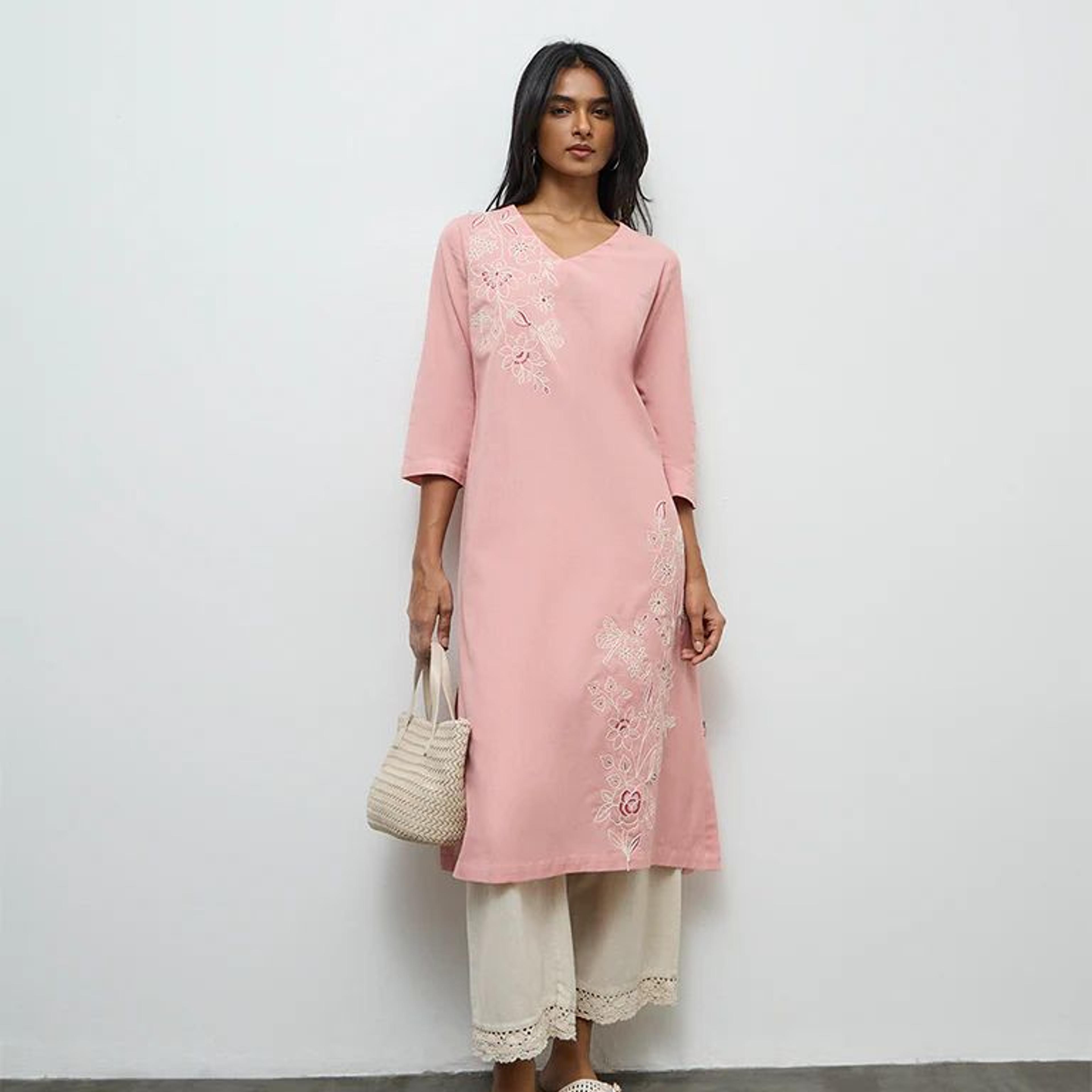 Utsa Pink Floral Embroidered Cotton-Blend A-Line Kurta