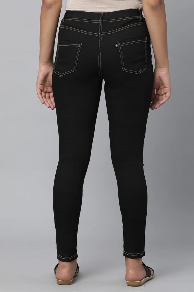 Black Solid Skinny Fit Denim Jeggings With Elasticated Waist — photo 2