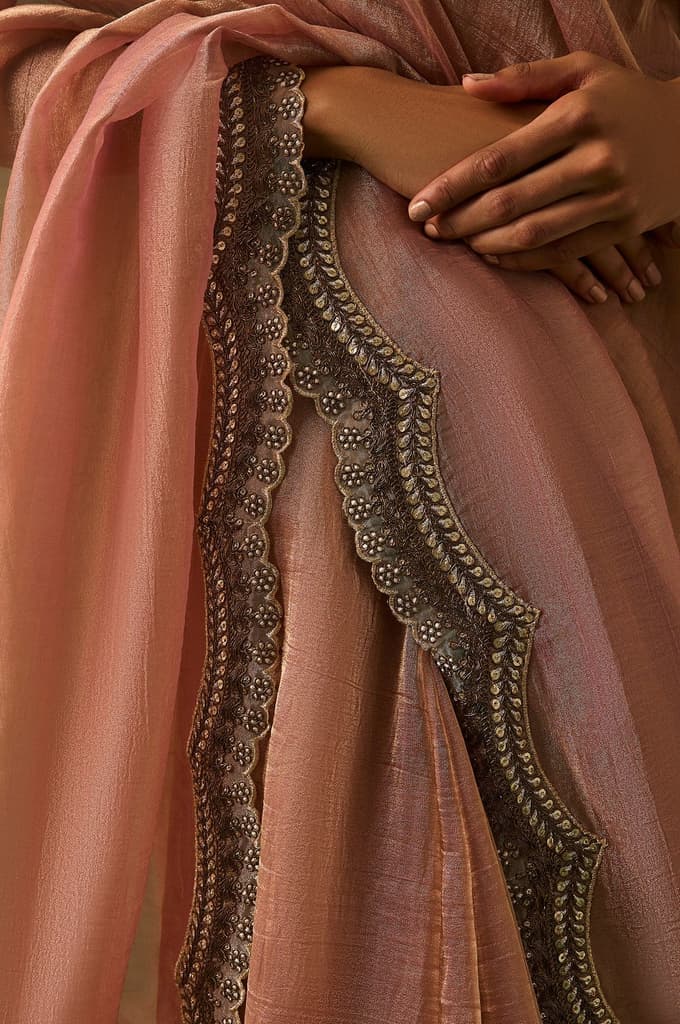 Pink Solid Zari Work Tissue Saree with Unstitched Blouse — photo 5