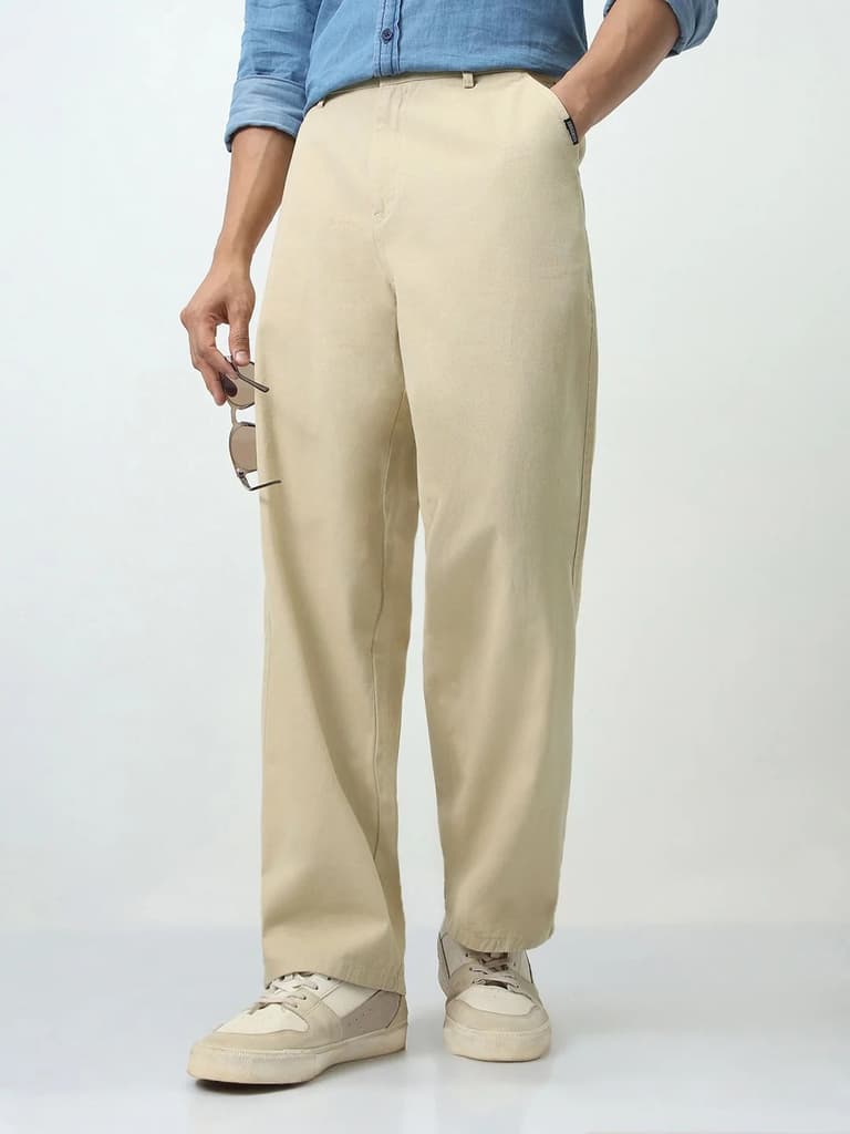 Men's Beige Loose Baggy Fit Solid Chino Trousers Non-Stretchable — photo 2