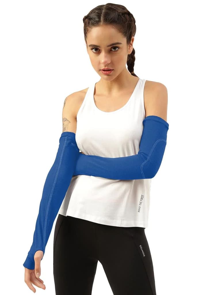 Unisex White Arm Sleeves (Pack of 2) — photo 6
