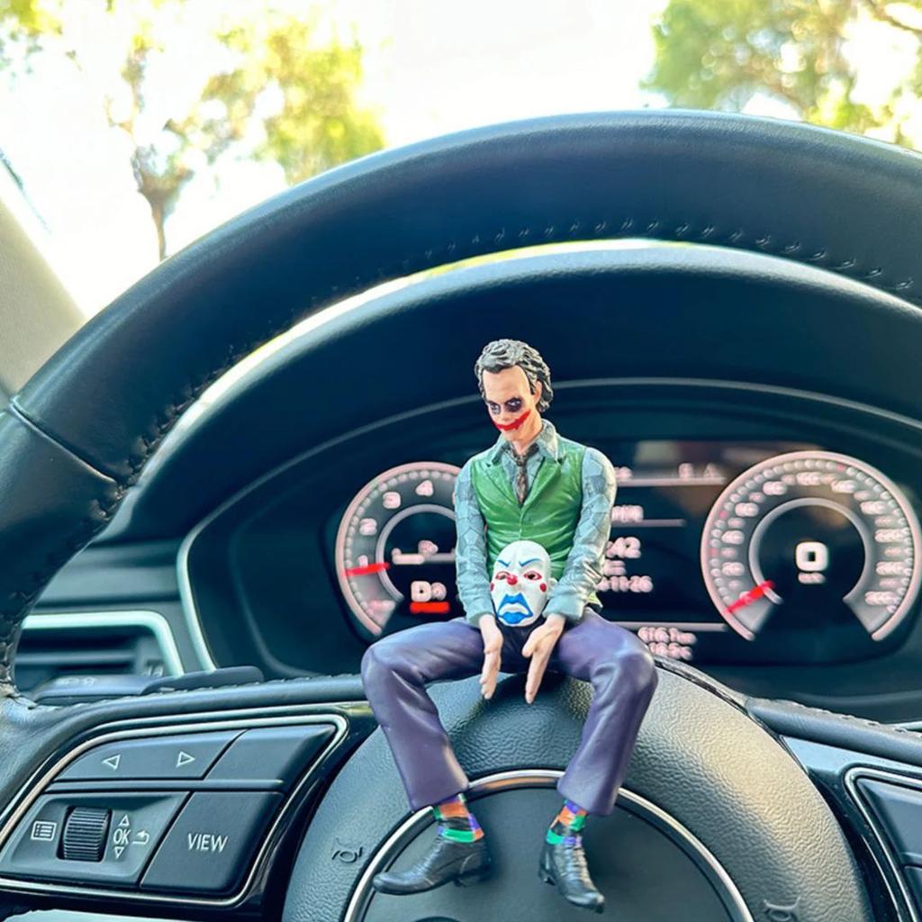 Car Dashboard Joker Statue – Unique Auto Decor for DC Fans — photo 8