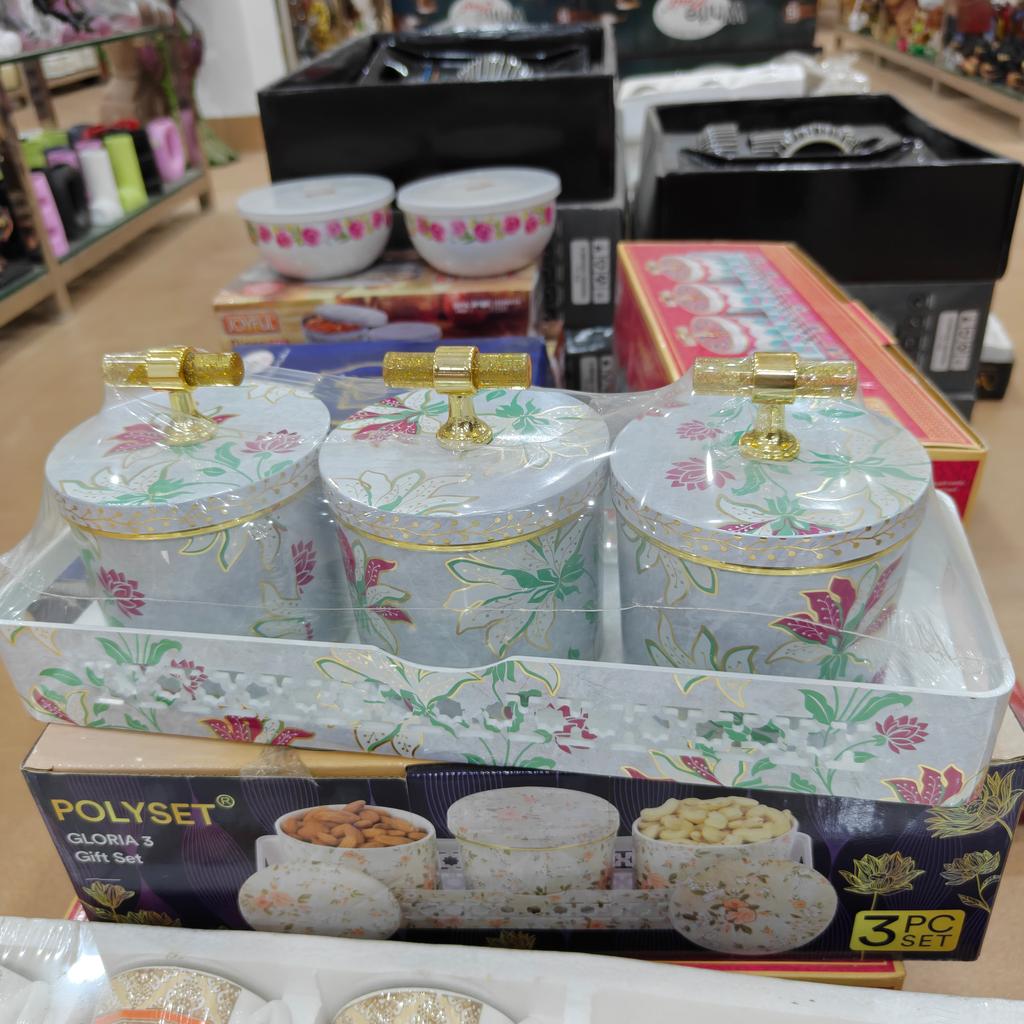 Polystyrene Storage Basket | Clear Lid | 3 Pack | Decorative