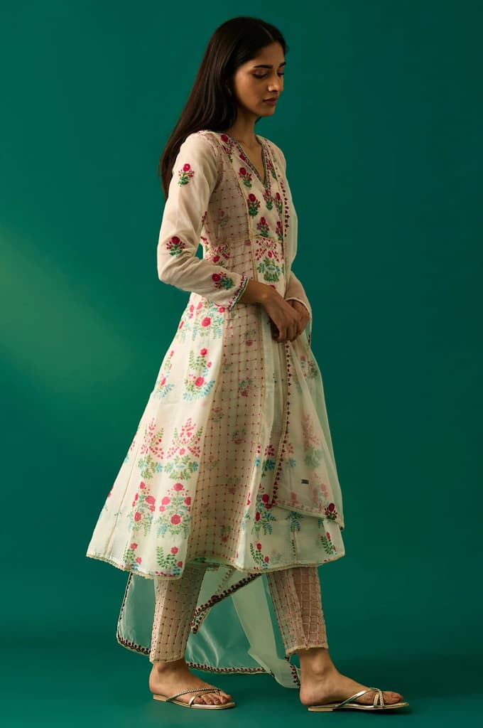 Off-White Floral Embroidered Anarkali Kurta with Straight Pant and Dupatta Set — photo 5