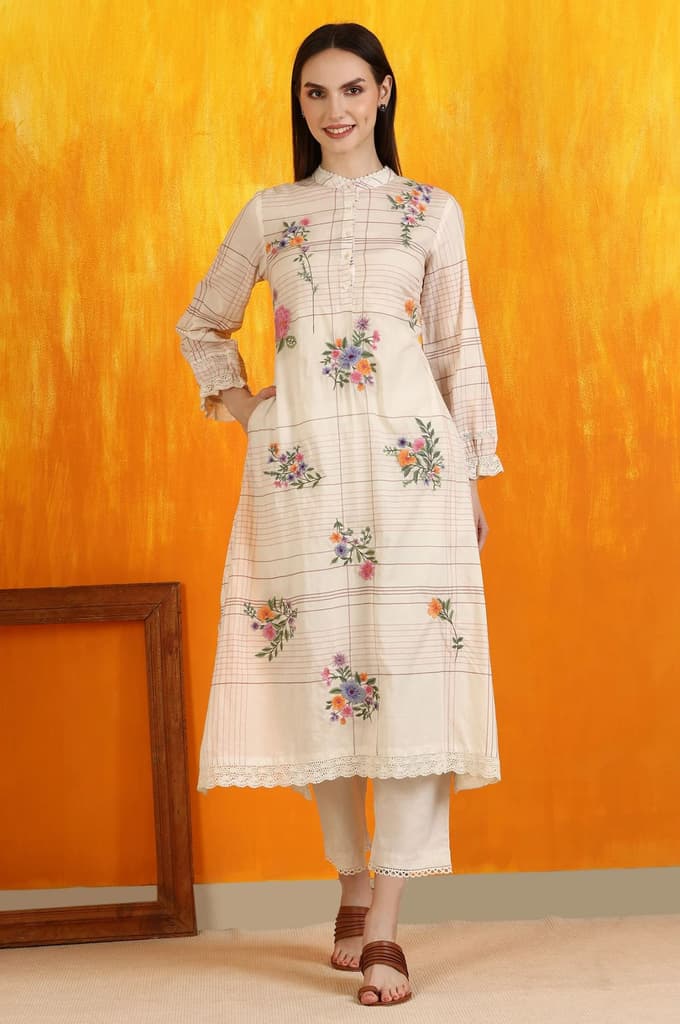 White Checker Floral Embroidered Pure Cotton A-line Kurta — photo 2