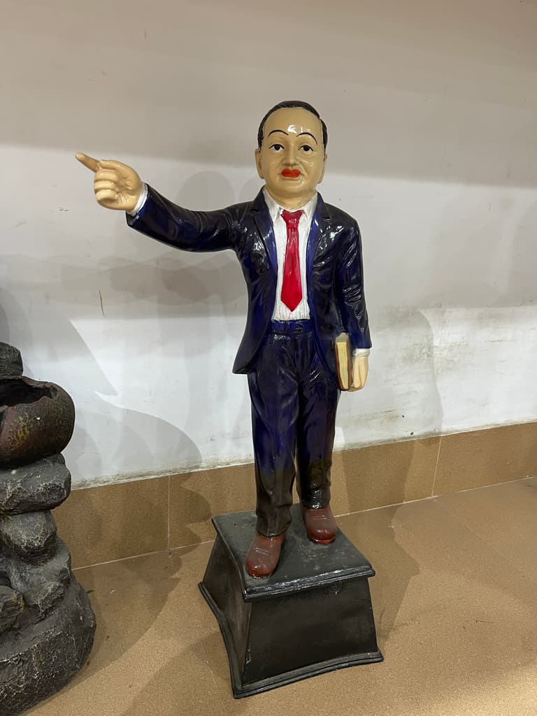 Mannequin in Suit | Statue | Plastic | Blue