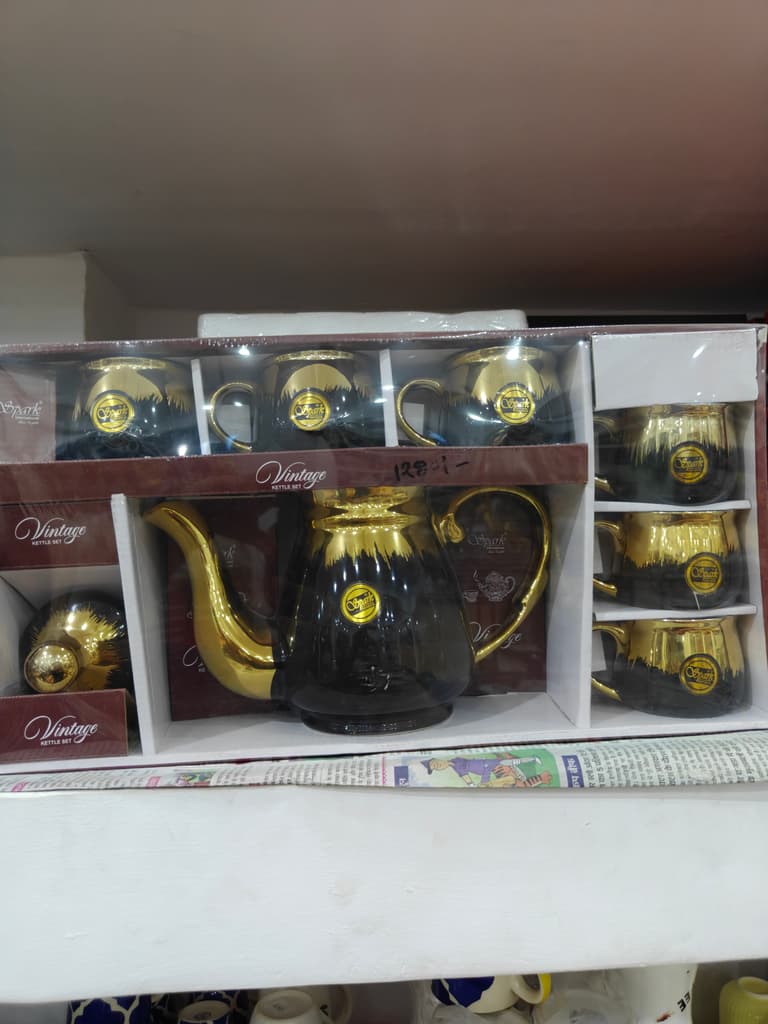 Gold Tea Kettle | Ceramic | Kettle | Gold