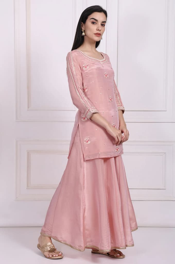 Pink Embroidered Straight Tissue Kurta with Culotte and Dupatta Set — photo 7