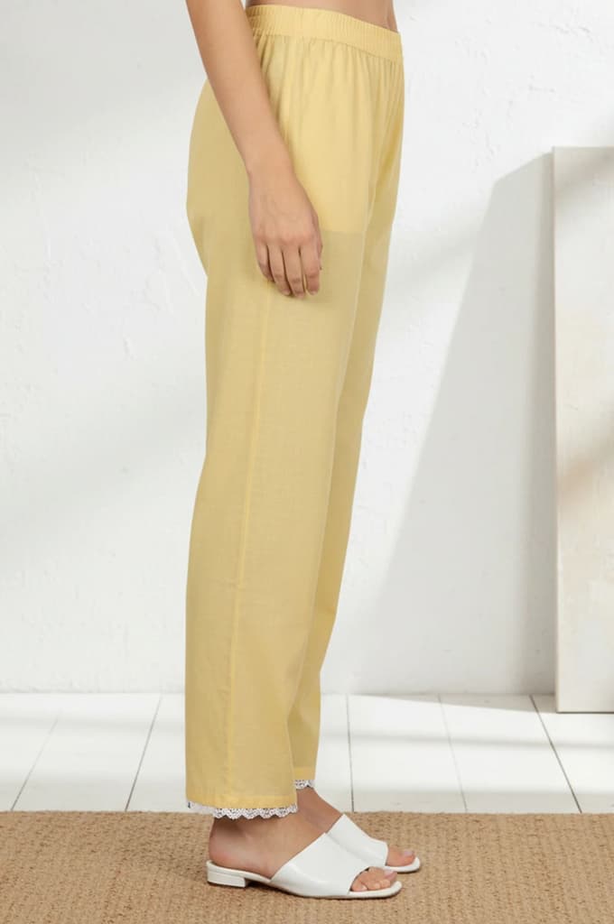Yellow Solid Pure Cotton Ankle Length Mid Rise Straight Pants — photo 4