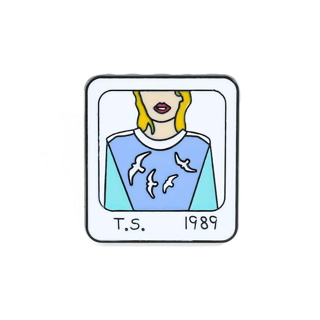 Favorite Fashionista Brooches | Swiftie Style Soars — photo 2