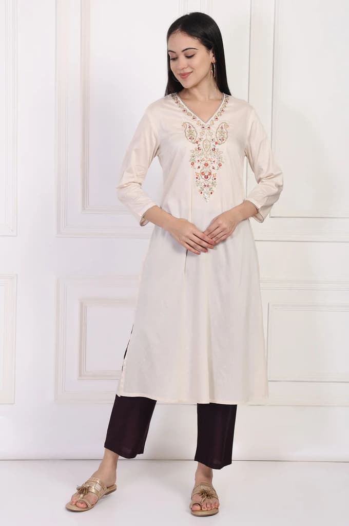 Cream Embroidered A-Line Rayon Kurta — XS