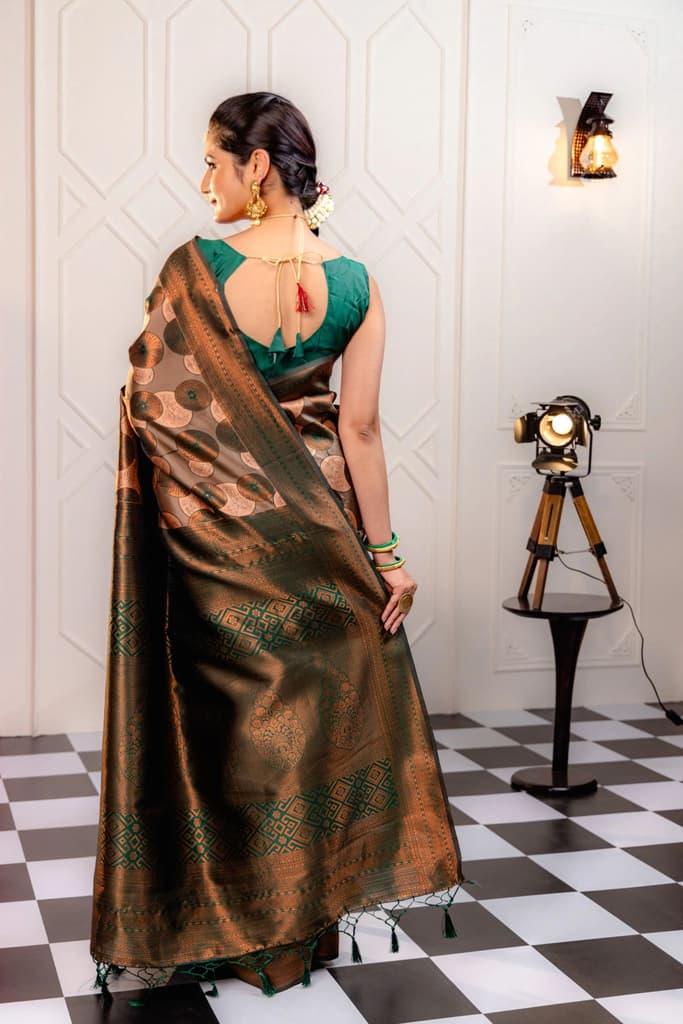 Mimosa Women's Woven Design Kanjivaram Style Art Silk Saree With Blouse Piece : SA00001789PCFREE — photo 4