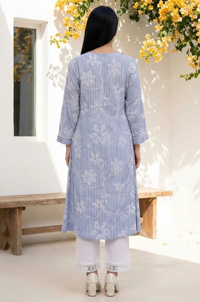 Blue Thread Embroidered Pure Cotton Straight Kurta — photo 4