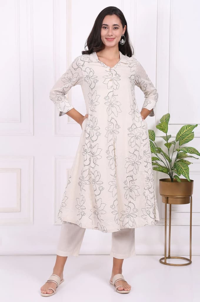 Off-White Floral Printed Pure Cotton Straight Kurta with Pants Set — photo 2