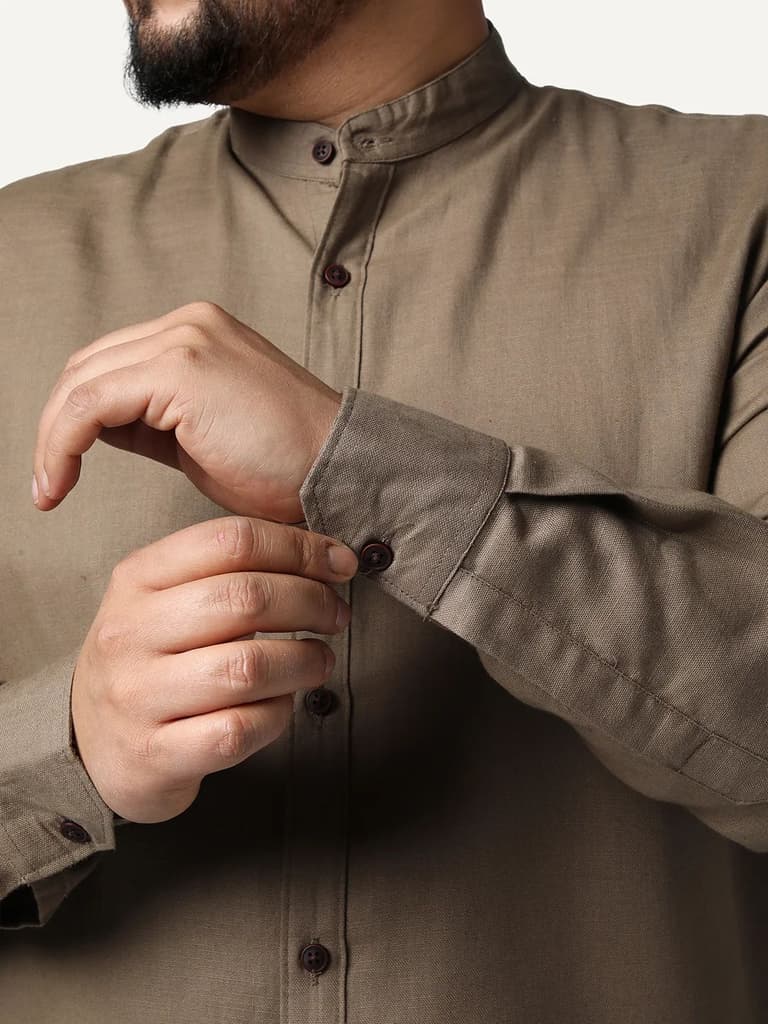 Plus Men's Coffee Linen Blend Full Sleeve Relaxed Fit Mandarin Collar Casual Solid Shirt — photo 6
