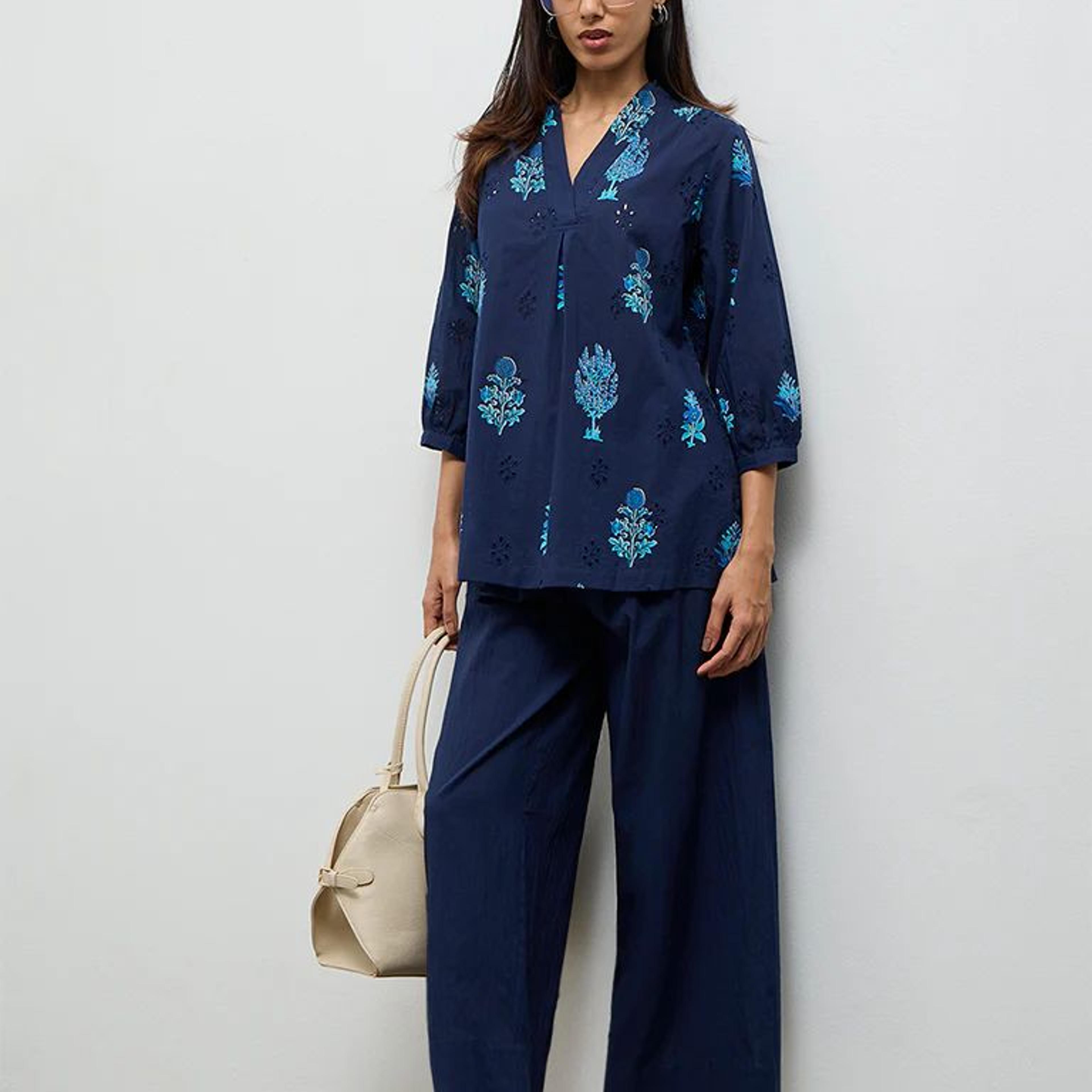 Utsa Navy Crinkle-Textured Cotton Pants