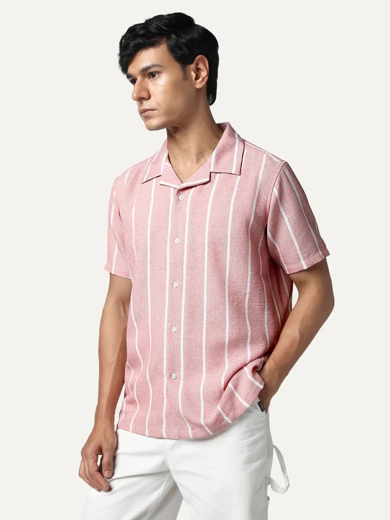 Men's Pink Cotton Half Sleeve Relaxed Fit Linen Striped Shirt with Cuban Collar — photo 3