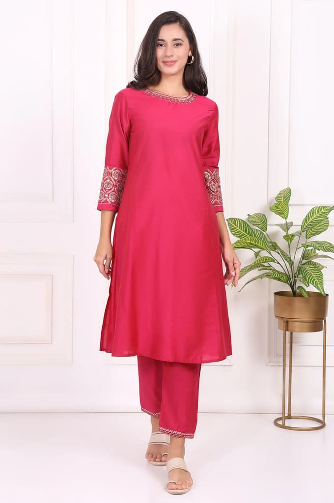 Pink Solid Metallic Embroidered Straight Kurta — photo 2