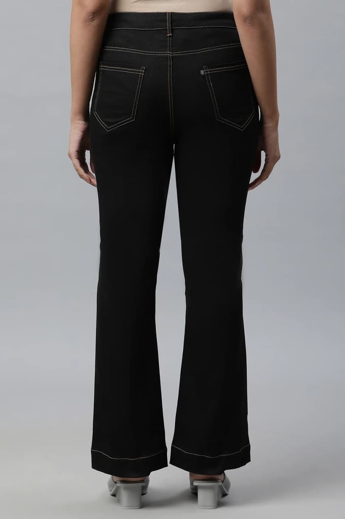 Black Solid Boot Cut Denim Jeans With Front Zip Closure — photo 4