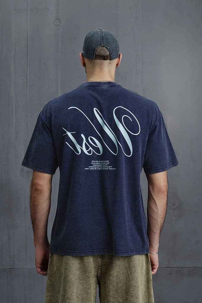 Mad Ye Oversized T-shirt — photo 4