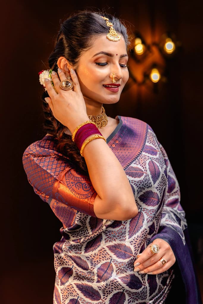 Mimosa Women's Woven Design Kanjivaram Style Art Silk Saree With Blouse Piece : SA00001776GYFREE — photo 4