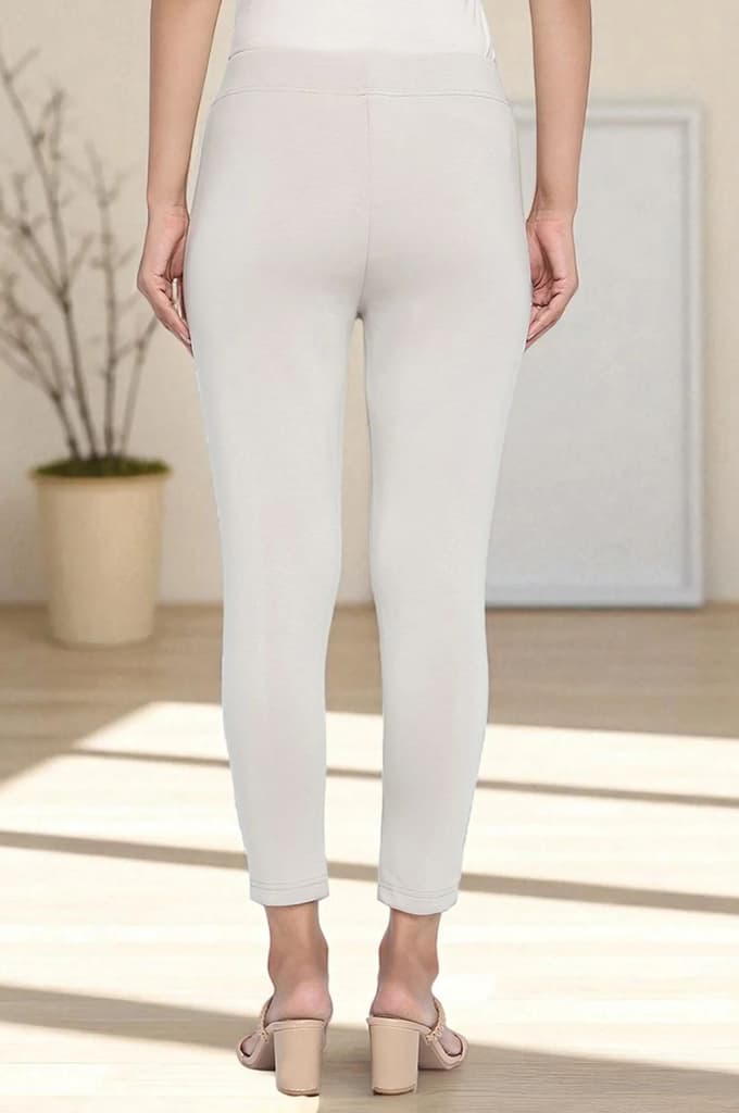 Tan Solid Mid Rise Tights in Calf Length — photo 4