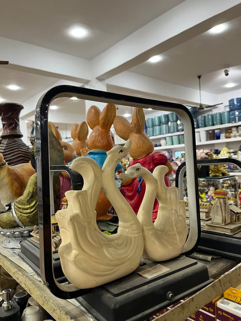 Swan Statue | Decoration | Porcelain | White