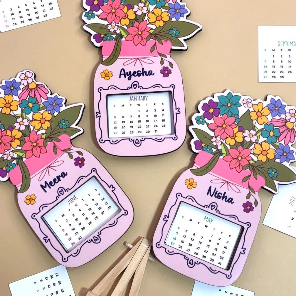 Floral Bliss Desk Calendar — photo 3