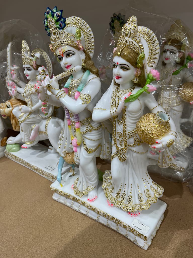 White Statue of Hindu Deity | Sculpture | Bronze | Gold