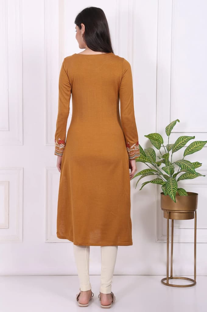 Mustard Solid Embroidered Acrylic Straight Kurta — photo 5