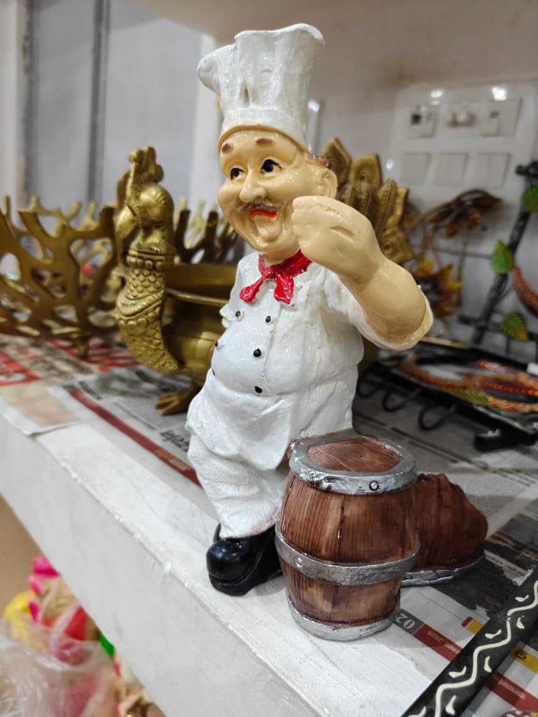 Chef Cooking Figure | Kitchen Decoration | Ceramic | White